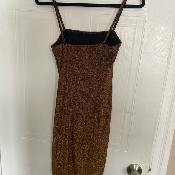 Sparkly bronze dress - Picture 3 of 3